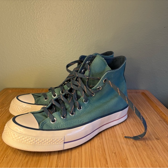 RARE Converse All Star Hi-Top Chuck Taylors - Picture 3 of 5
